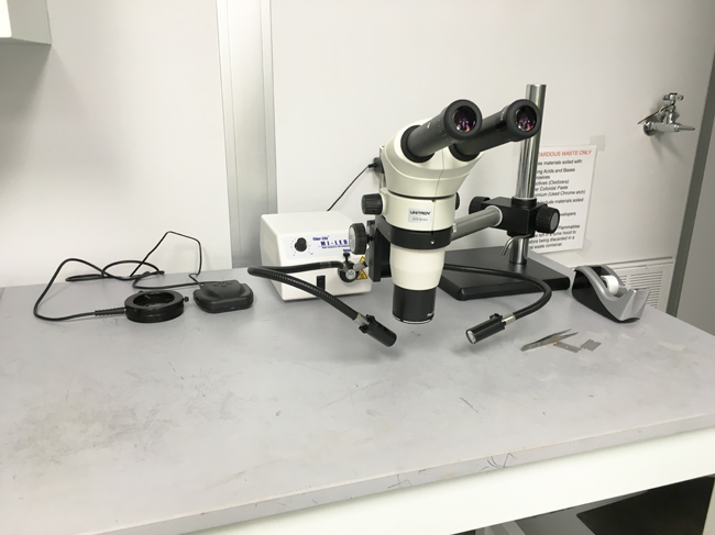 Unitron Stereo Zoom Microscope